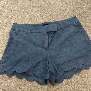 Nwt jcrew size 10 chambray scallop short